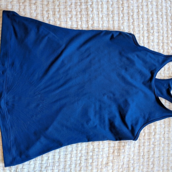 Under Armour Razor Back Tank Top - Picture 2 of 2